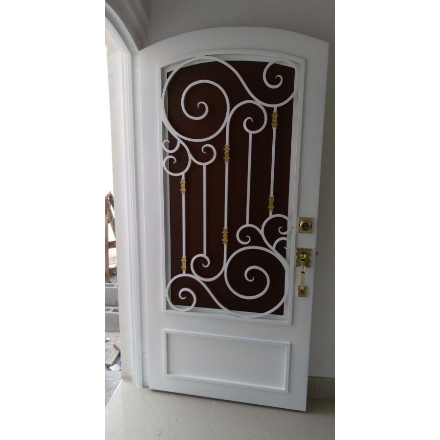 Puerta de herreria sencillas y bonitas color blanco en detalles ondulados