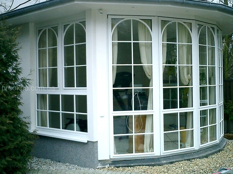 ventanas de herreria para exterior cuadrada de color blanco con cristal trasparente